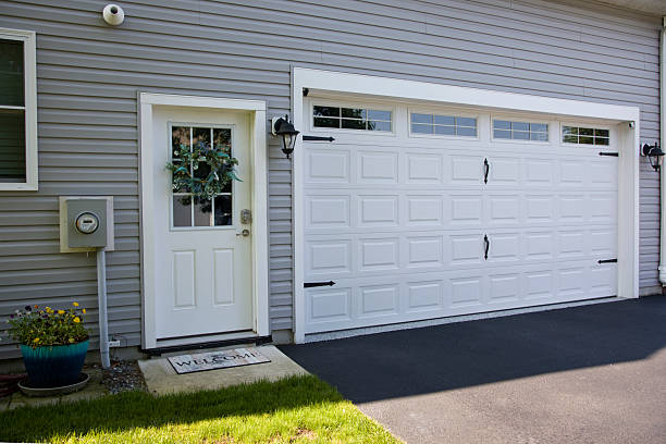 24/7 Emergency Garage Door Panel Replacement experts in Whitney, NV